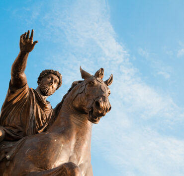 Marco Aurelio, imperatore a cavallo, come simbolo di: Il Contenuto è il Re