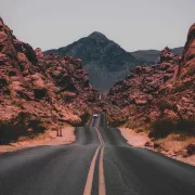 Facebook con abbonamento senza pubblicita