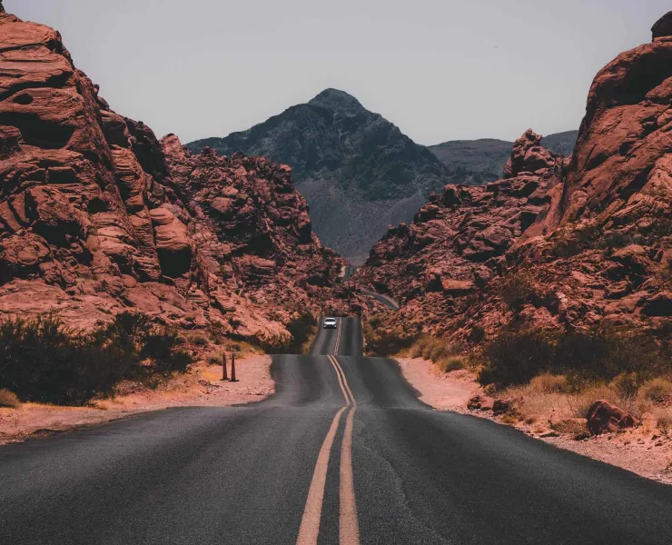 Facebook con abbonamento senza pubblicita