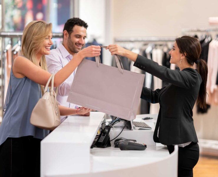 Acquisti all'interno di un negozio